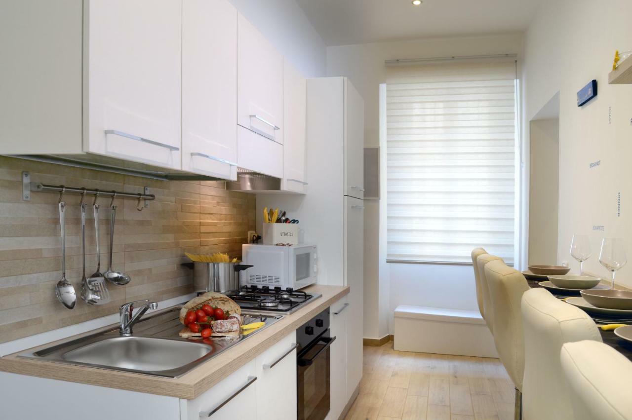 Alexandra Exclusive Apartment ナポリ エクステリア 写真